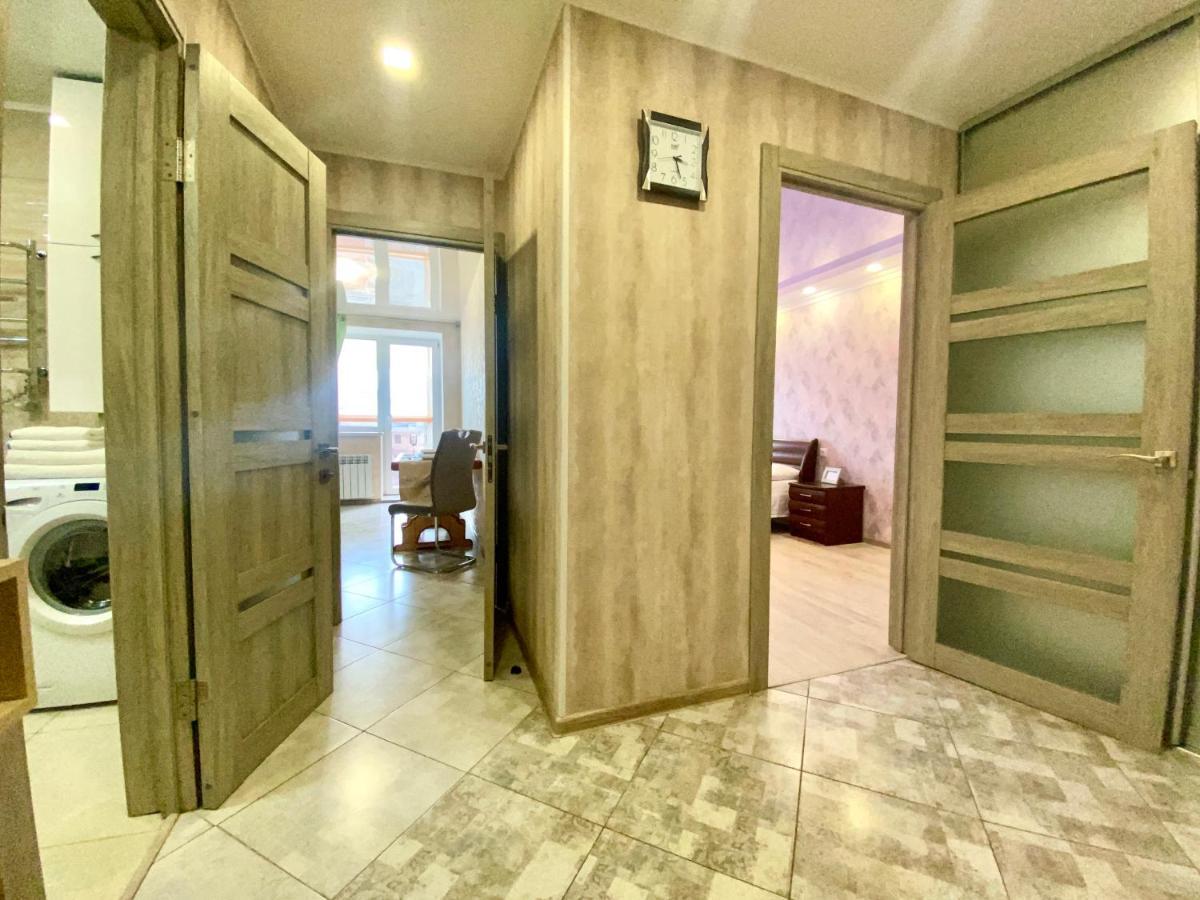 Apartpoltava Простора Однокімнатна Квартира В Новобудові, Корпусний Парк Exterior foto